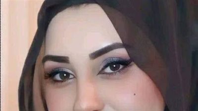 توفت زوجته أثناء الولادة دفعه ان يتزوج صديقتها الطبيبة التى ولدتها.. وفى ليلة الزفاف اكتشف كا*رثة جعلته ينهار...