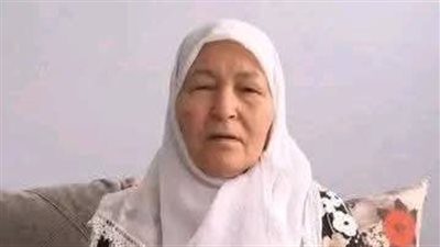 انا سيدة ابلغ من العمر الواحد والستون