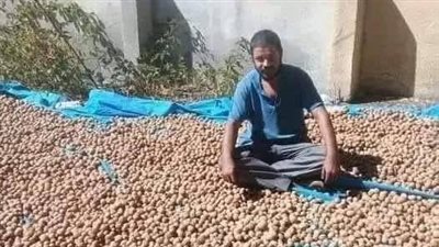 شوفو رب العباد لما يحب يكافئ عبده