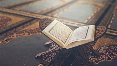 سورتين من القرآن الكريم اذا قرأتهم قبل النوم تأتيك البشارة أثناء نومك 