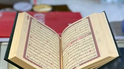 سورة اذا قرأتها يومياً بين المغرب و العشاء تخلصك من العين و الحسد 