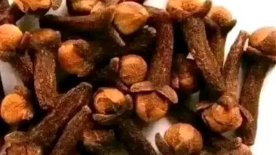 الفوائد الصحية لشرب ماء القرنفل كل صباح