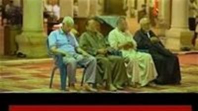 حكم من يصلي وهو جالس  الإفتاء ترد